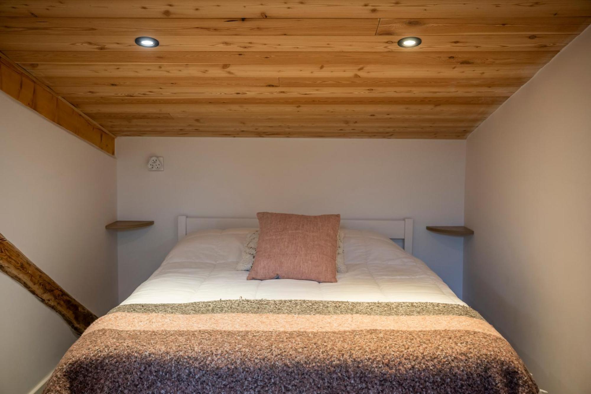 Superbe Loft - Situ Sur La Place Centrale 바르셀로넷트 외부 사진